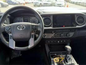 Toyota Tacoma Double Cab - Thumbnail 13