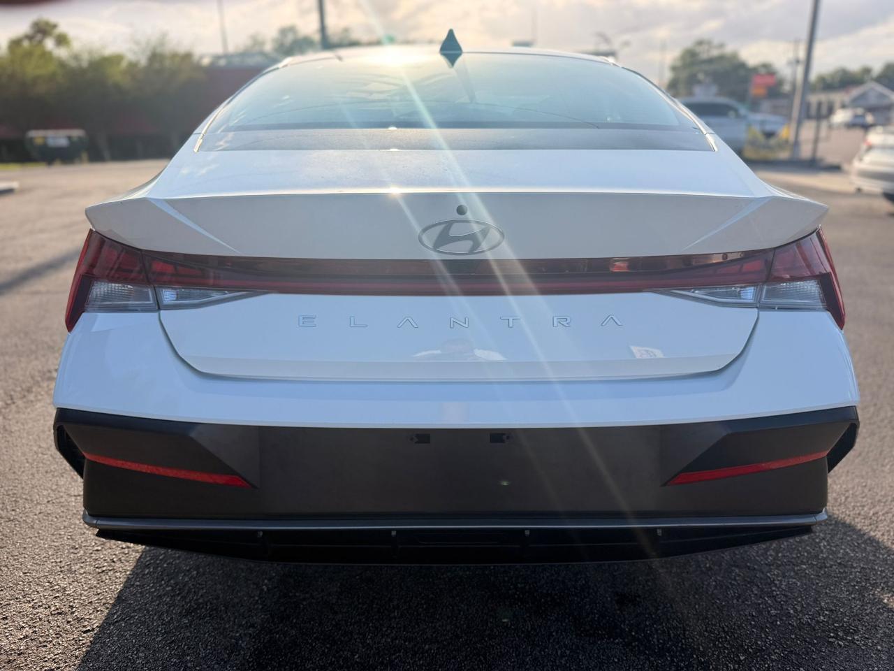 Hyundai Elantrasel Convenience - Thumbnail 9