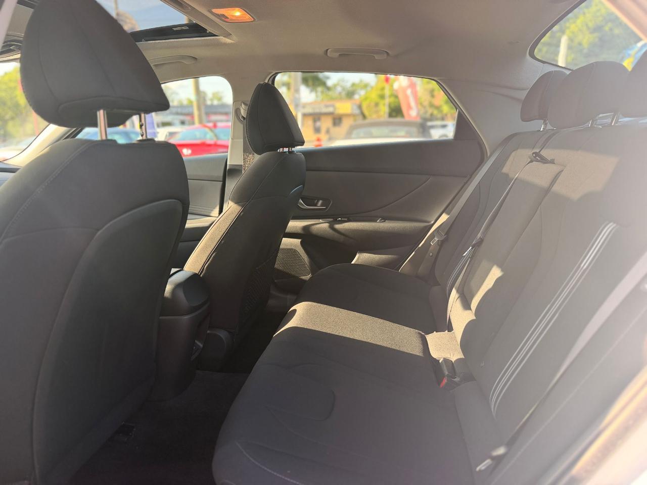 Hyundai Elantrasel Convenience - Thumbnail 15