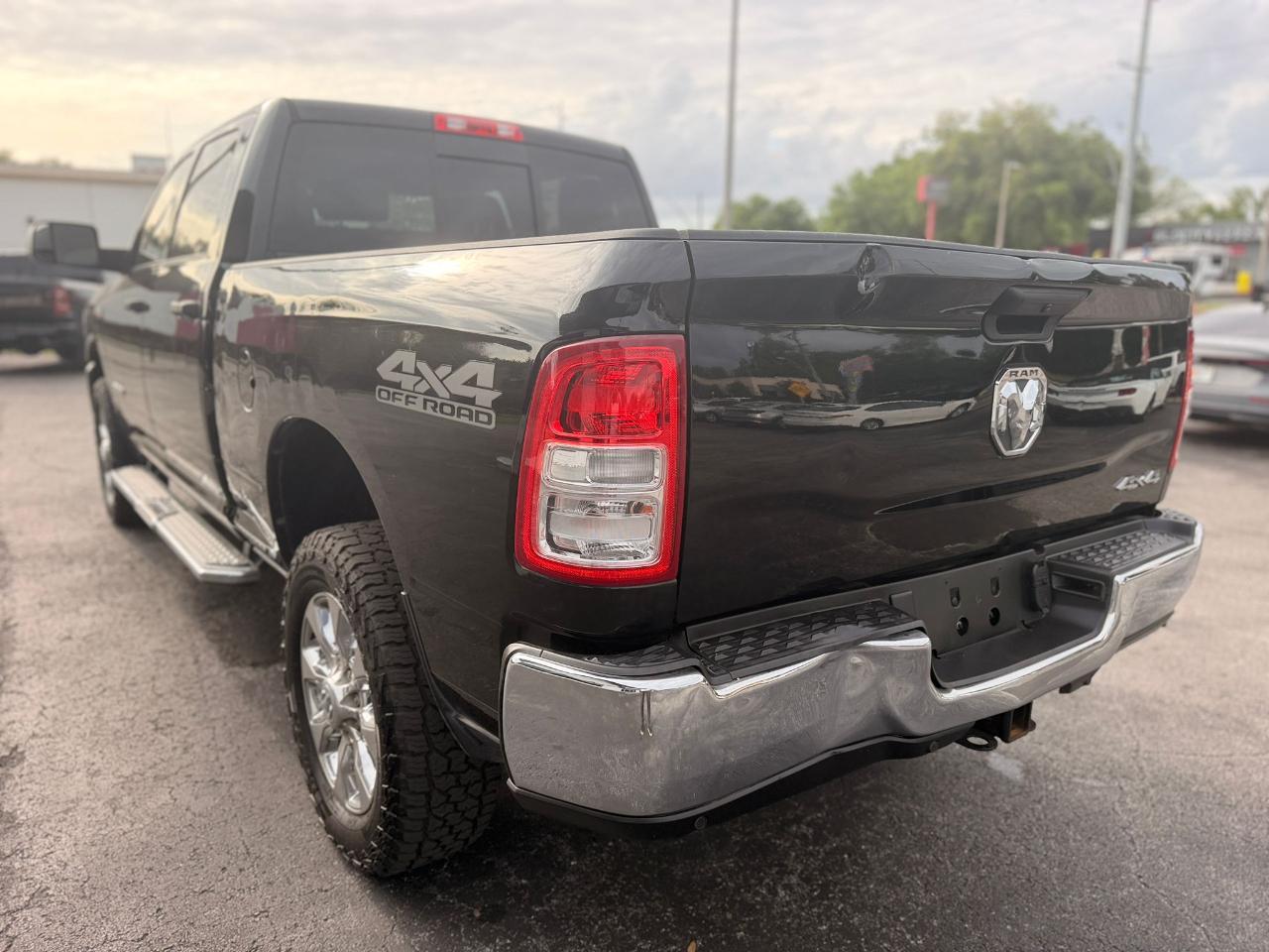 Ram 2500Tradesman Crew Cab Swb 4Wd - Thumbnail 8