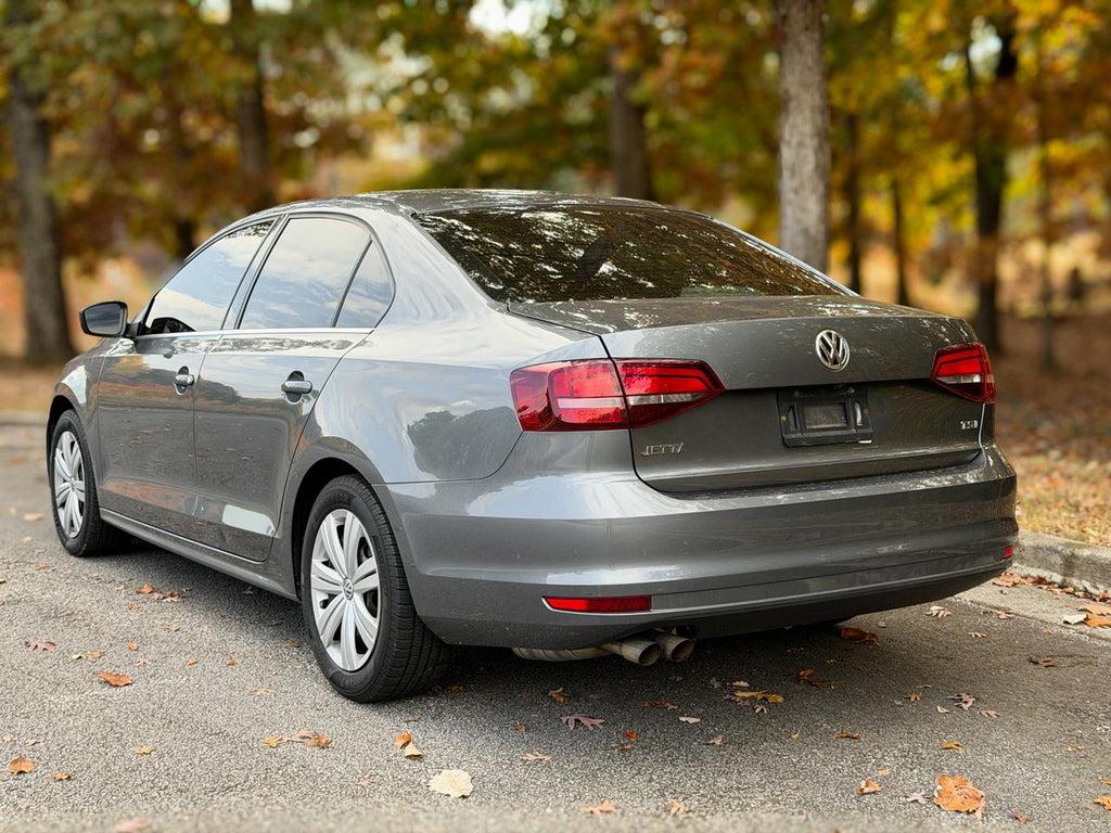 Volkswagen Jetta - Thumbnail 20