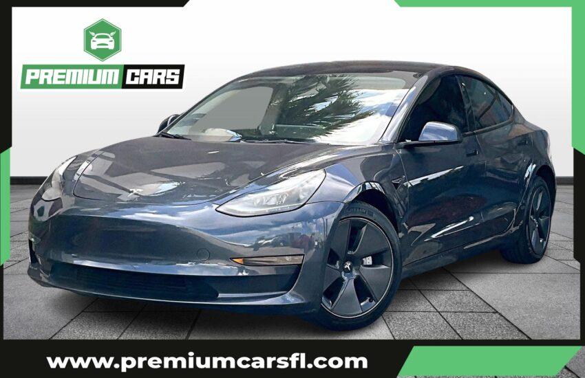 Tesla Model 3 Standard Sedan 4D - Thumbnail 2