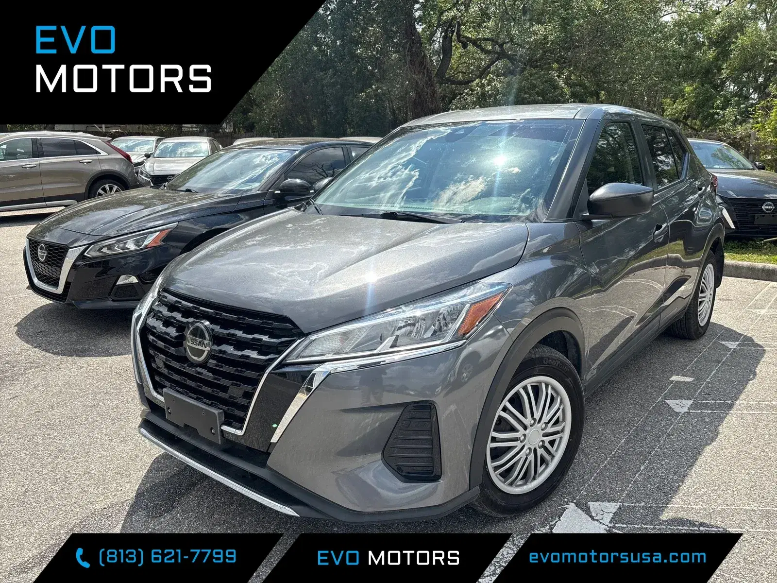 Nissan Kicks S - View 1