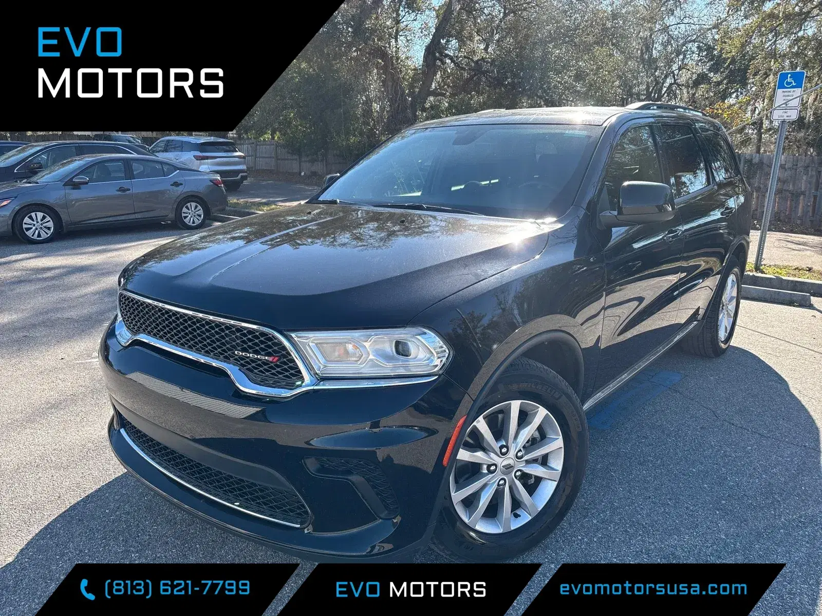 Dodge Durango Sxt - View 1