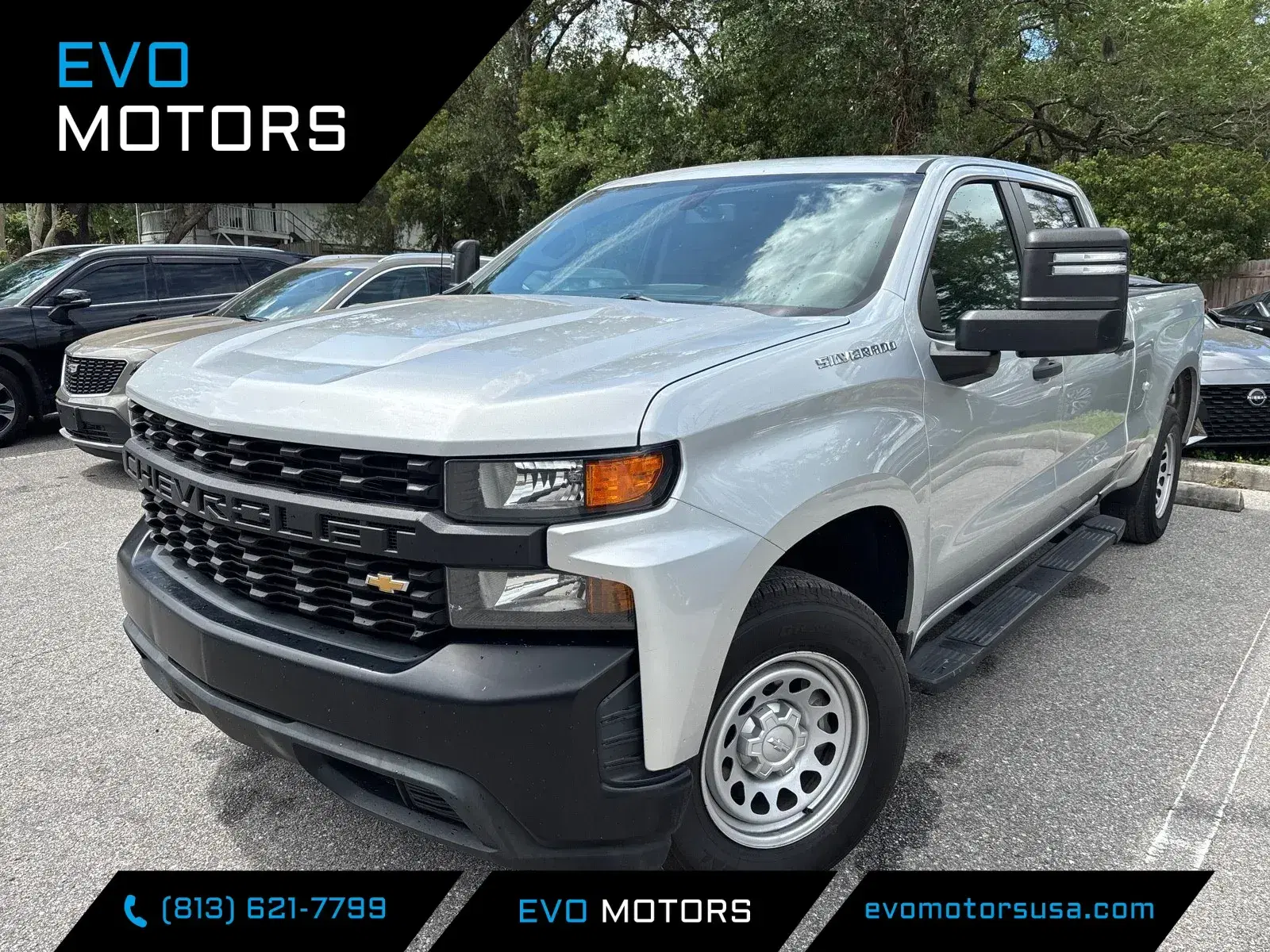 Chevrolet Silverado 1500 Work Truck Crew Cab V8 - View 1