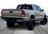 Toyota Tacoma Double Cab Sr5 Pickup 4D 5 Ft - Thumbnail 8