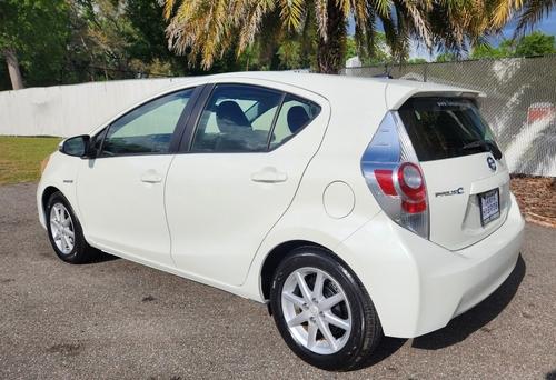 Toyota Prius C Three Hybrid Navigation Smartkey Camera New Abs! 112K Miles - Car For Sale - Tampa Hybrids I - Thumbnail 3