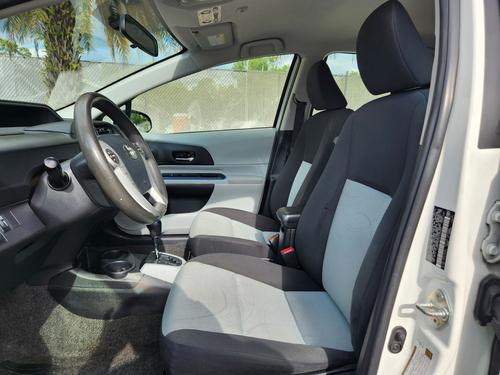 Toyota Prius C Three Hybrid Navigation Smartkey Camera New Abs! 112K Miles - Car For Sale - Tampa Hybrids I - Thumbnail 10