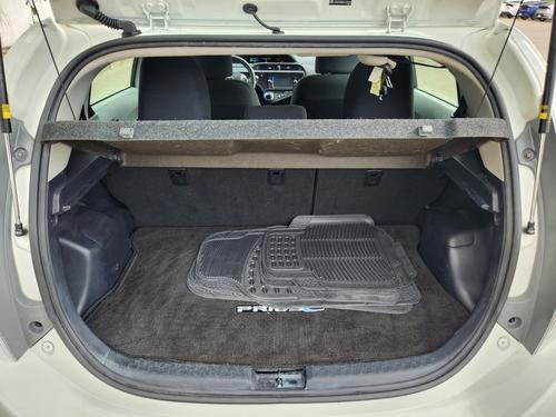 Toyota Prius C Three Hybrid Navigation Smartkey Camera New Abs! 112K Miles - Car For Sale - Tampa Hybrids I - Thumbnail 18