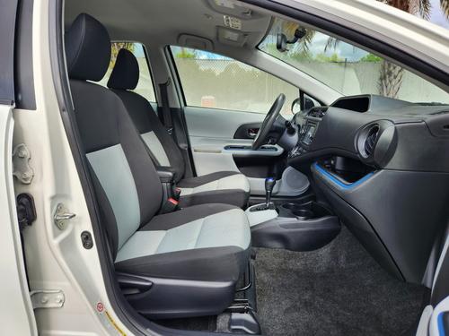 Toyota Prius C Three Hybrid Navigation Smartkey Camera New Abs! 112K Miles - Car For Sale - Tampa Hybrids I - Thumbnail 15