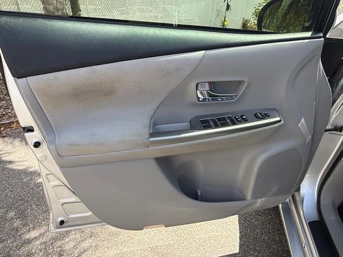 Toyota Prius V Wagon Three Power Lumbar Navigation Camera 151K Miles - Car For Sale - Tampa Hybrids Inc. - Thumbnail 9