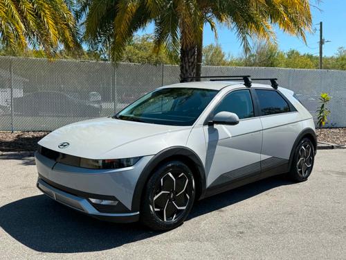 Hyundai Ioniq 5 Se Rwd Adaptive Cruise 303 Mile Range Carplay Camera 104K Miles - Car For Sale - Tampa Hybri - View 1