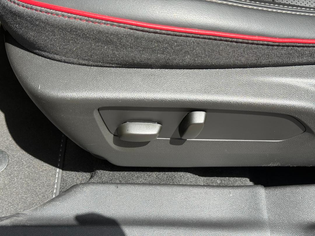 Buick Envision Essence - Thumbnail 18