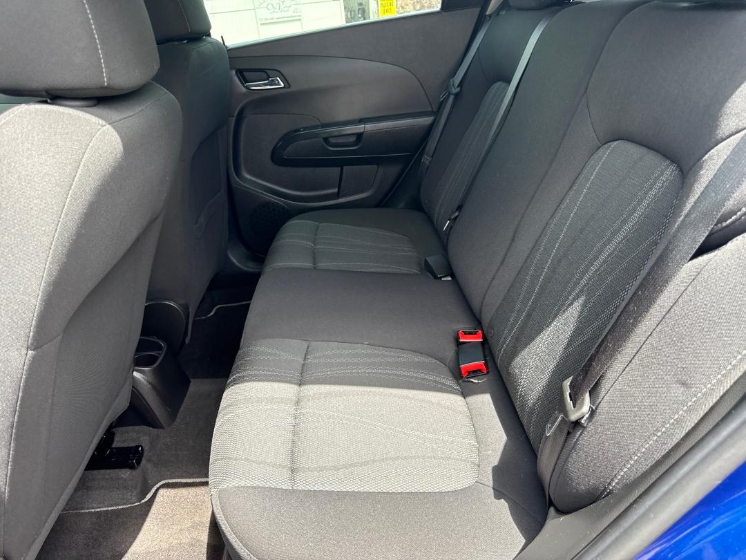Chevrolet Sonic Lt Auto - Thumbnail 15