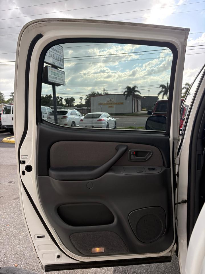 Toyota Tundrasr5 Crewmax 2Wd - Thumbnail 8