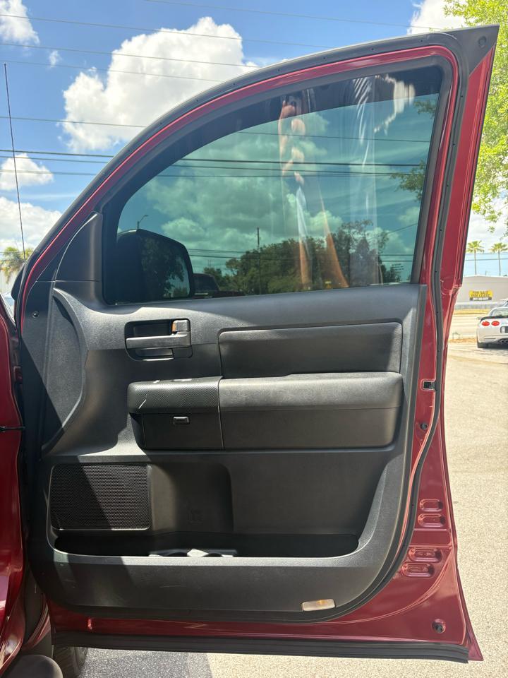 Toyota Tundratundra-Grade 5.7L Double Cab 2Wd - Thumbnail 14