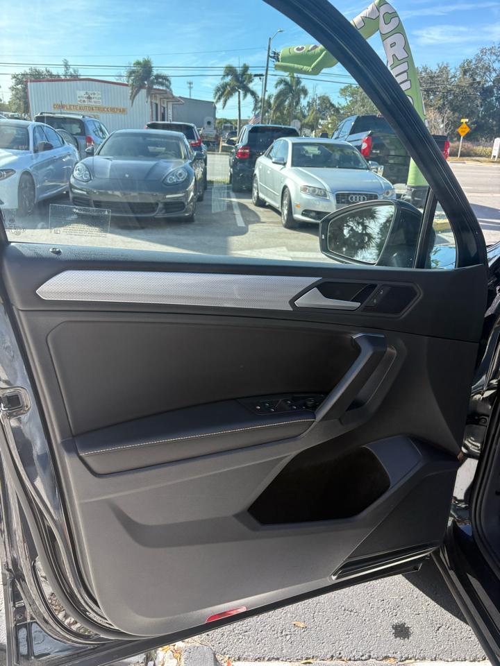 Volkswagen Tiguans 4Motion - Thumbnail 11