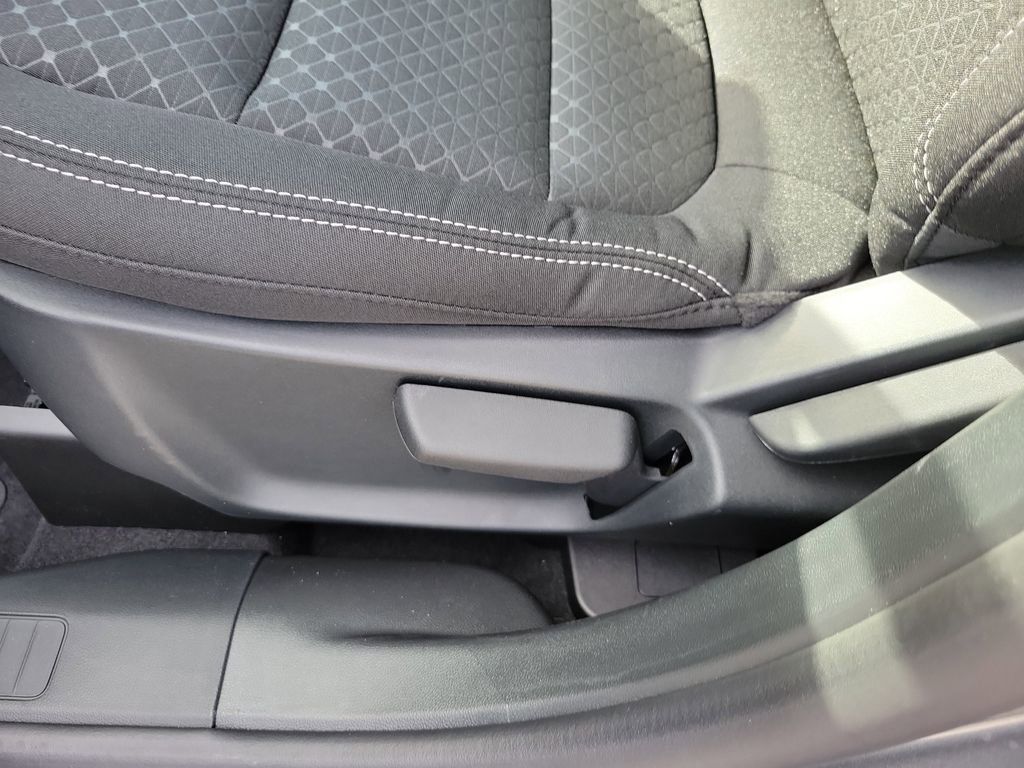 Ford Escape - Thumbnail 18