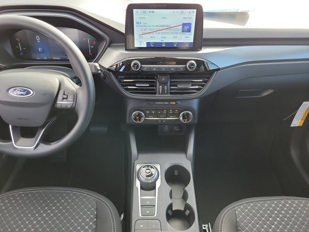 Ford Escape - Thumbnail 16