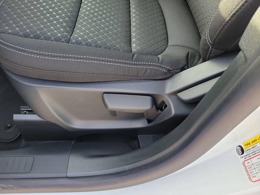 Ford Escape - Thumbnail 19