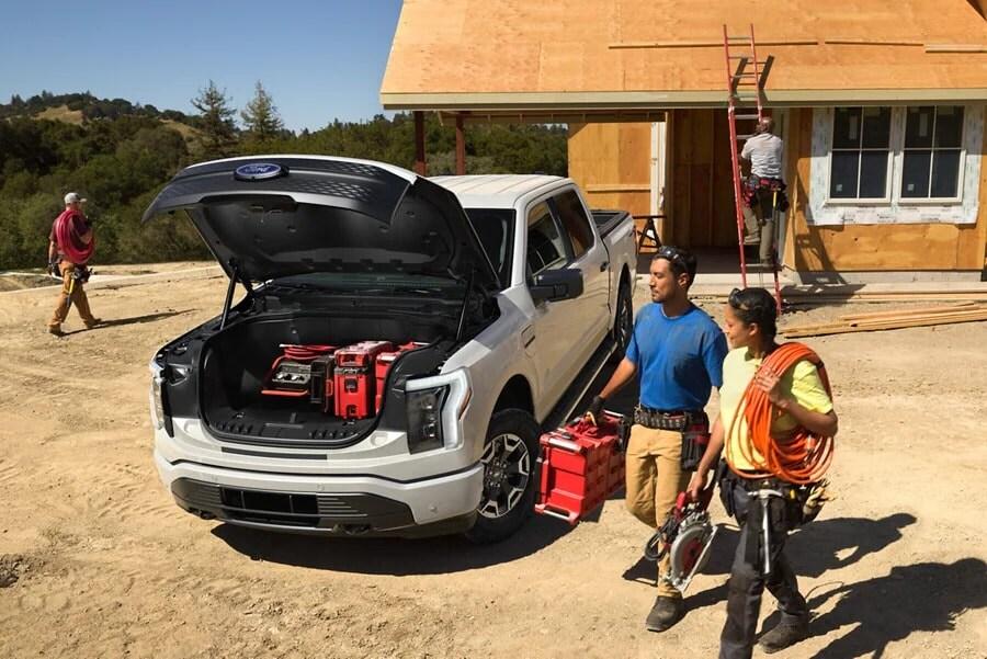 Ford F-150 Lightning - Thumbnail 12