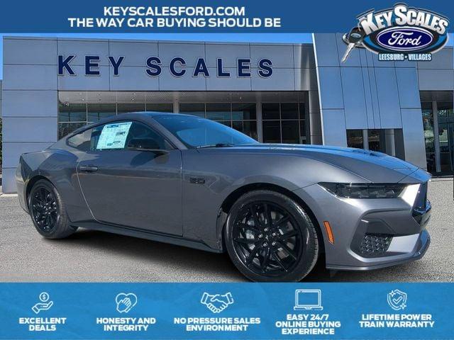 Ford Mustang - Thumbnail 4