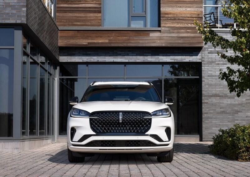 Lincoln Aviator® Suv - Thumbnail 6