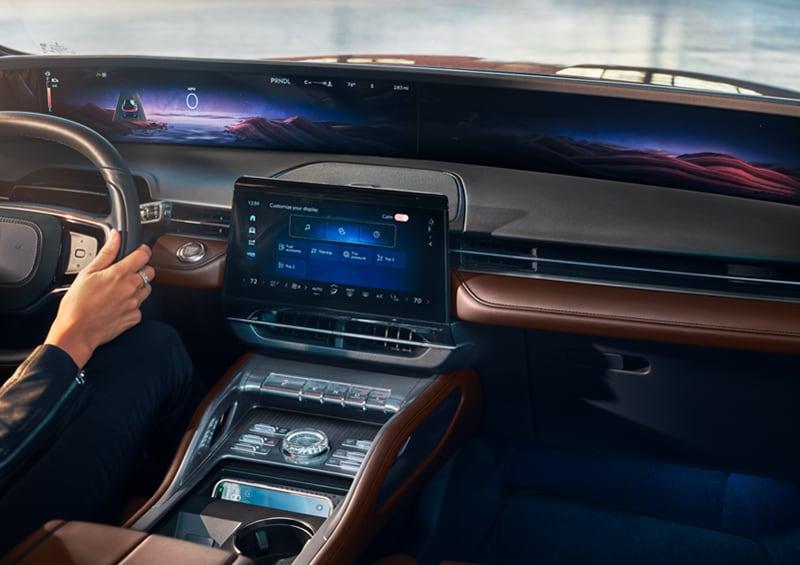 Lincoln Nautilus Suv - Thumbnail 10