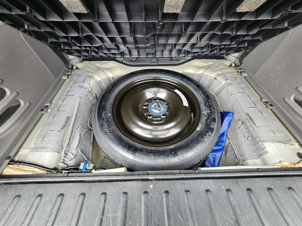 Honda Element2Wd 5Dr Auto Lx - Thumbnail 18