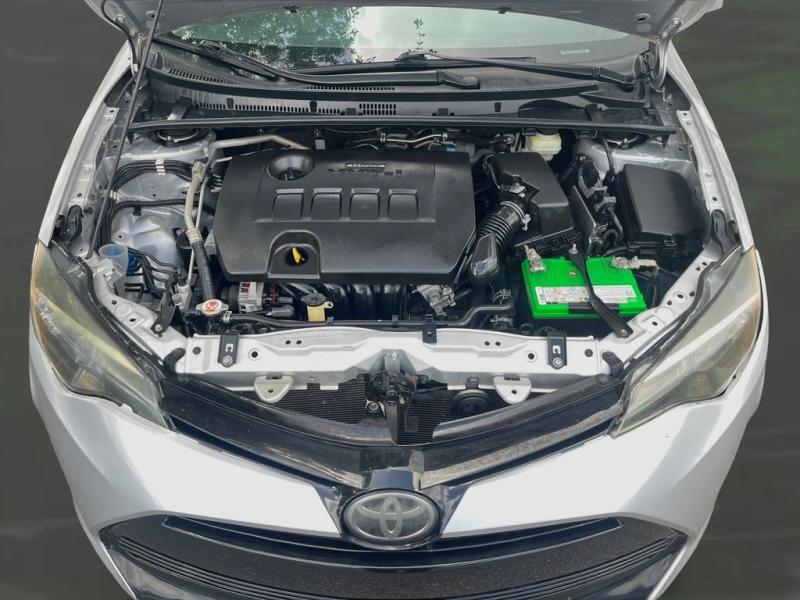 Toyota Corolla Le - View 1