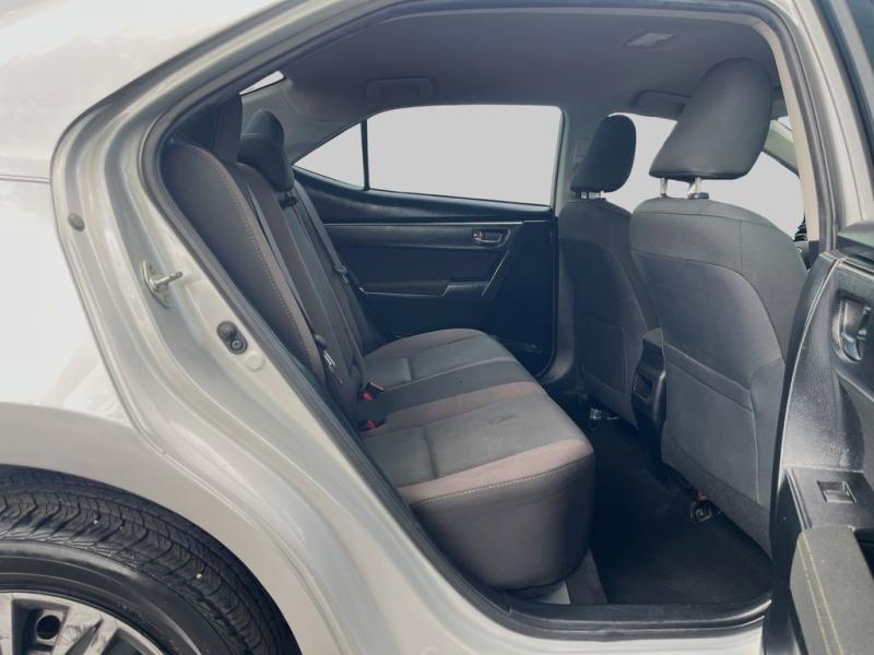 Toyota Corolla Le - Thumbnail 13