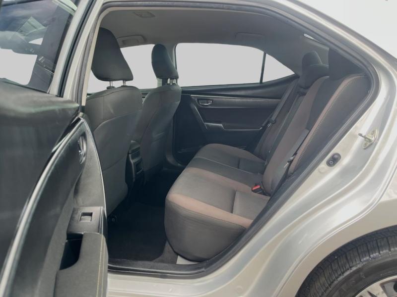 Toyota Corolla Le - Thumbnail 12