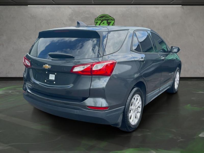 Chevrolet Equinox Ls - Thumbnail 6