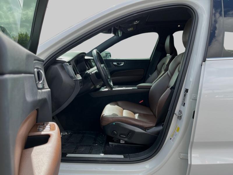 Volvo Xc60 T5 Momentum - Thumbnail 11