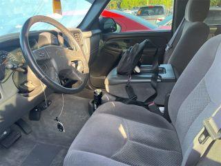 Chevrolet Silverado 1500 Extended Cab - Thumbnail 4