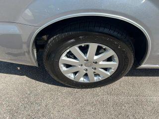 Chrysler Town & Country - Thumbnail 6