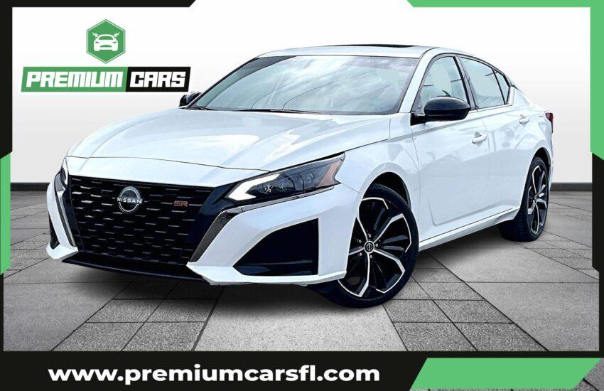 Nissan Altima 2.5 Sr Sedan 4D - Thumbnail 2