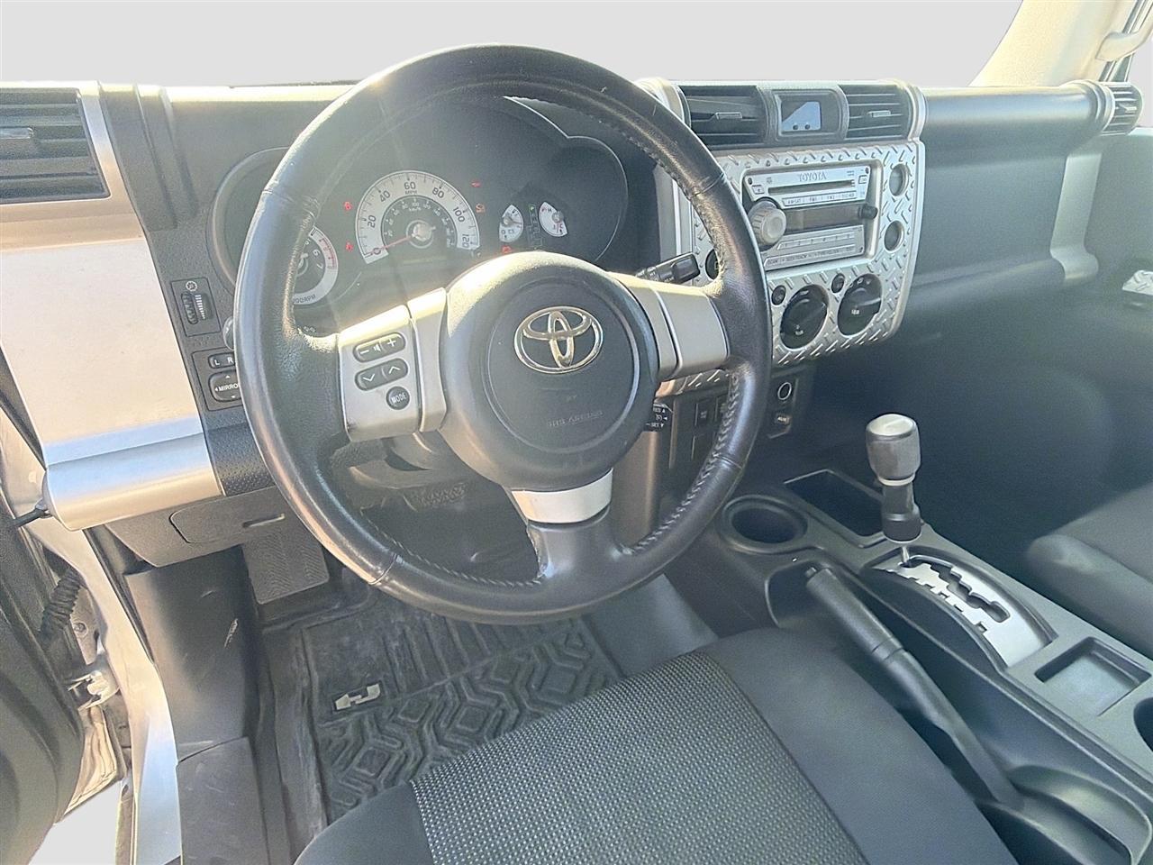 Toyota Fj Cruiser2Wd 4Dr Auto (Natl) - Thumbnail 11