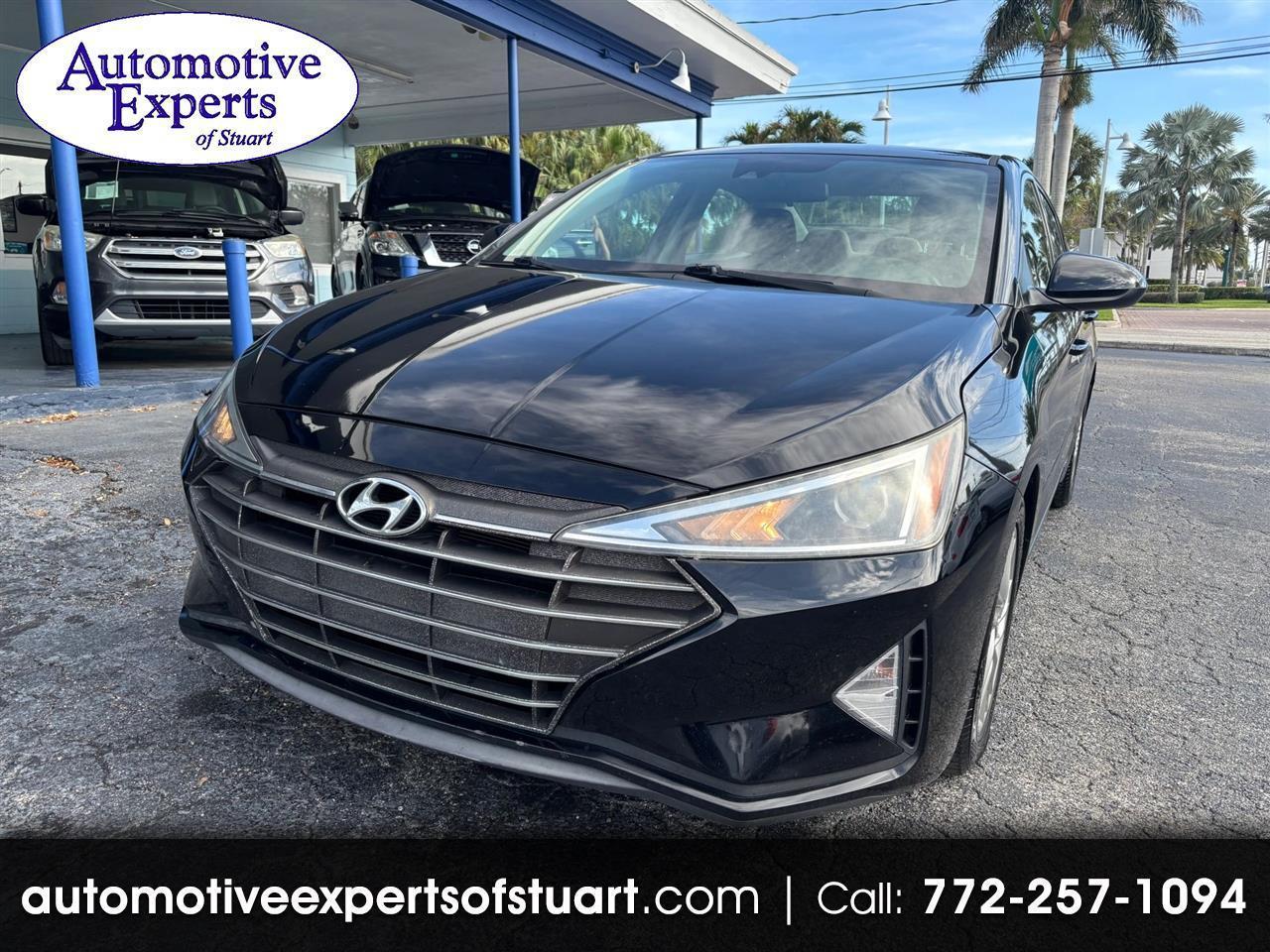 Hyundai Elantra Limited - View 1