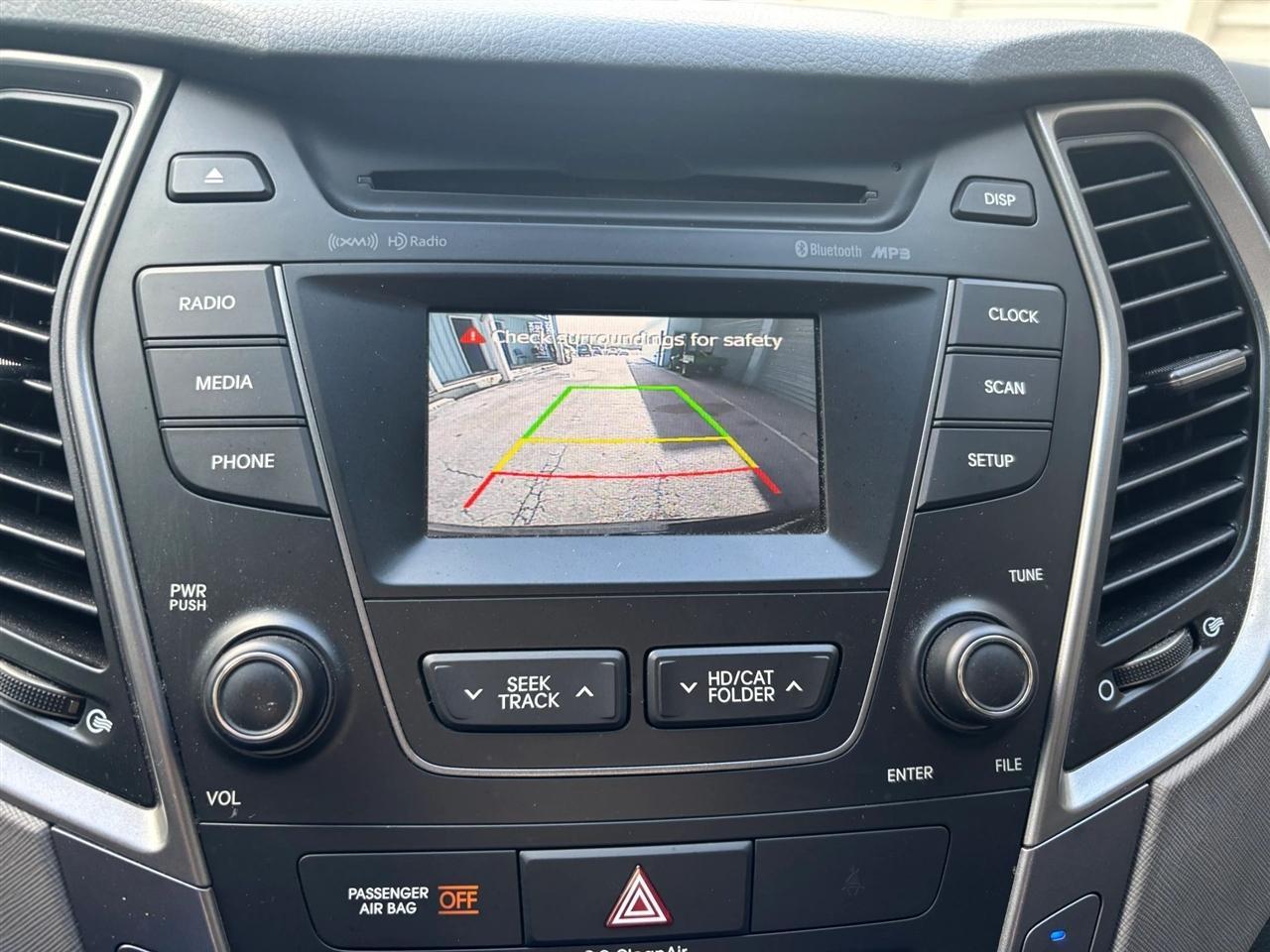 Hyundai Santa Fe Sport - Thumbnail 19