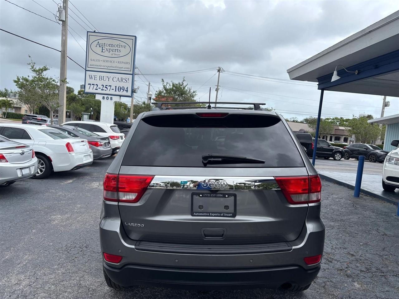 Jeep Grand Cherokee - Thumbnail 4