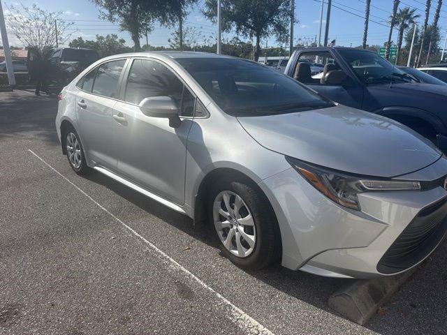 Toyota Corolla Le - Thumbnail 8