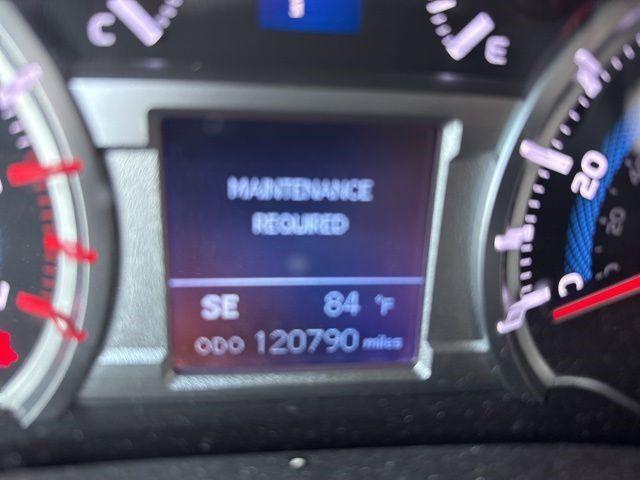 Toyota 4Runner 4X2 Sr5 Premium V6 - Thumbnail 10