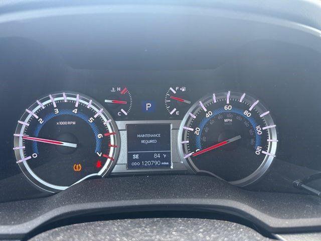 Toyota 4Runner 4X2 Sr5 Premium V6 - Thumbnail 8