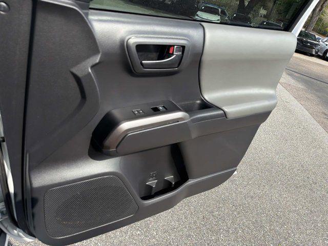 Toyota Tacoma Sr5 4X2 Double Cab - Thumbnail 15