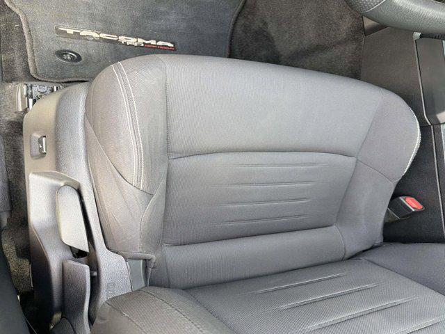 Toyota Tacoma Trd Offrd 4X4 Double Cab - Thumbnail 9