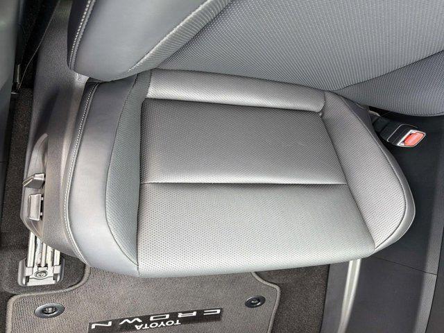 Toyota Crown Xle - Thumbnail 16