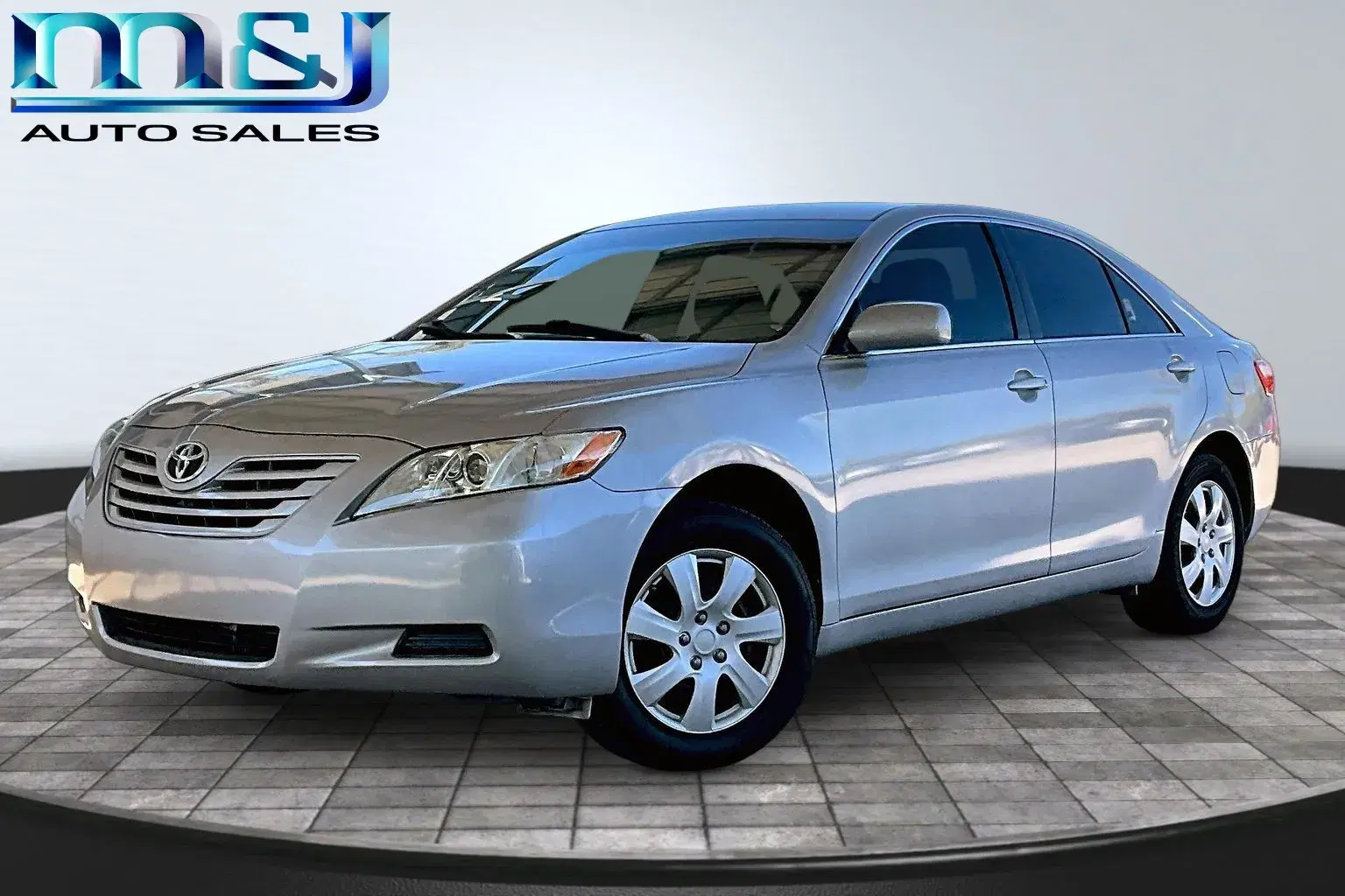 Toyota Camry - View 1