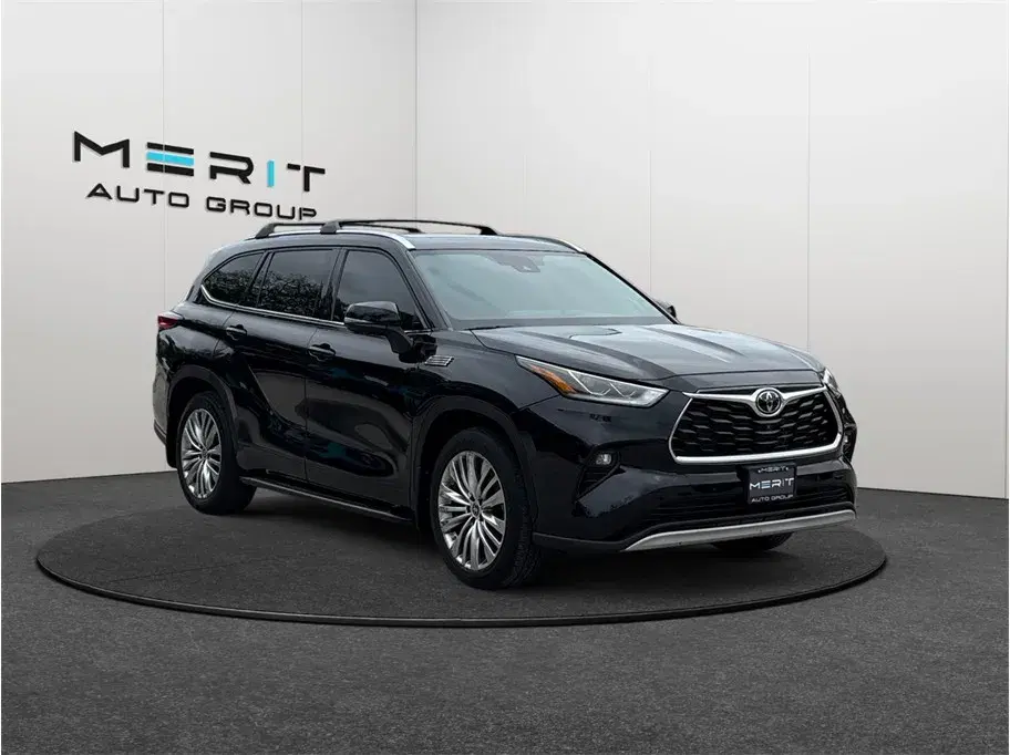 Toyota Highlander Platinum Sport Utility 4D - View 1