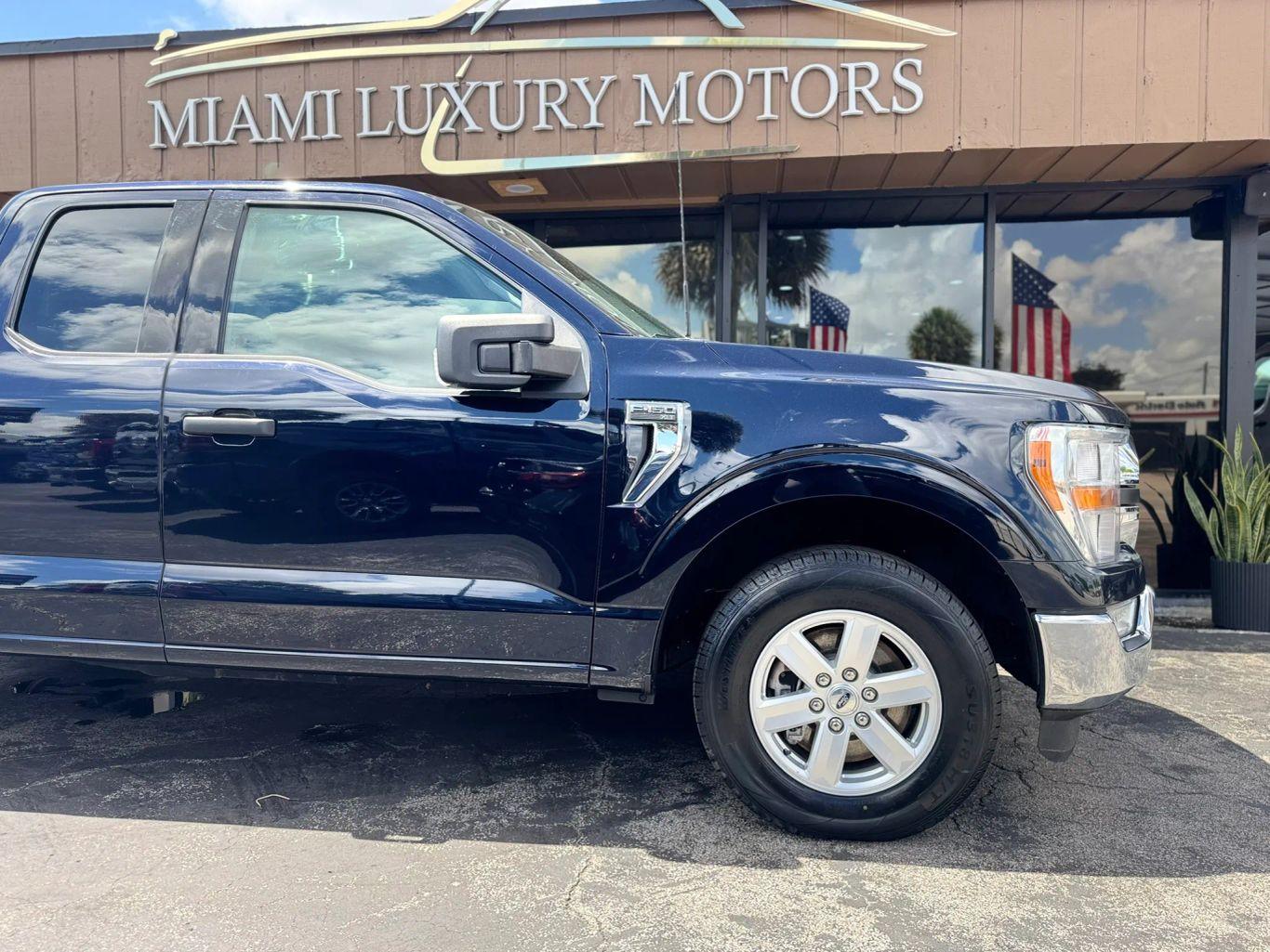 Ford F150 Super Cab Xlt Pickup 4D 6 1/2 Ft - Thumbnail 19